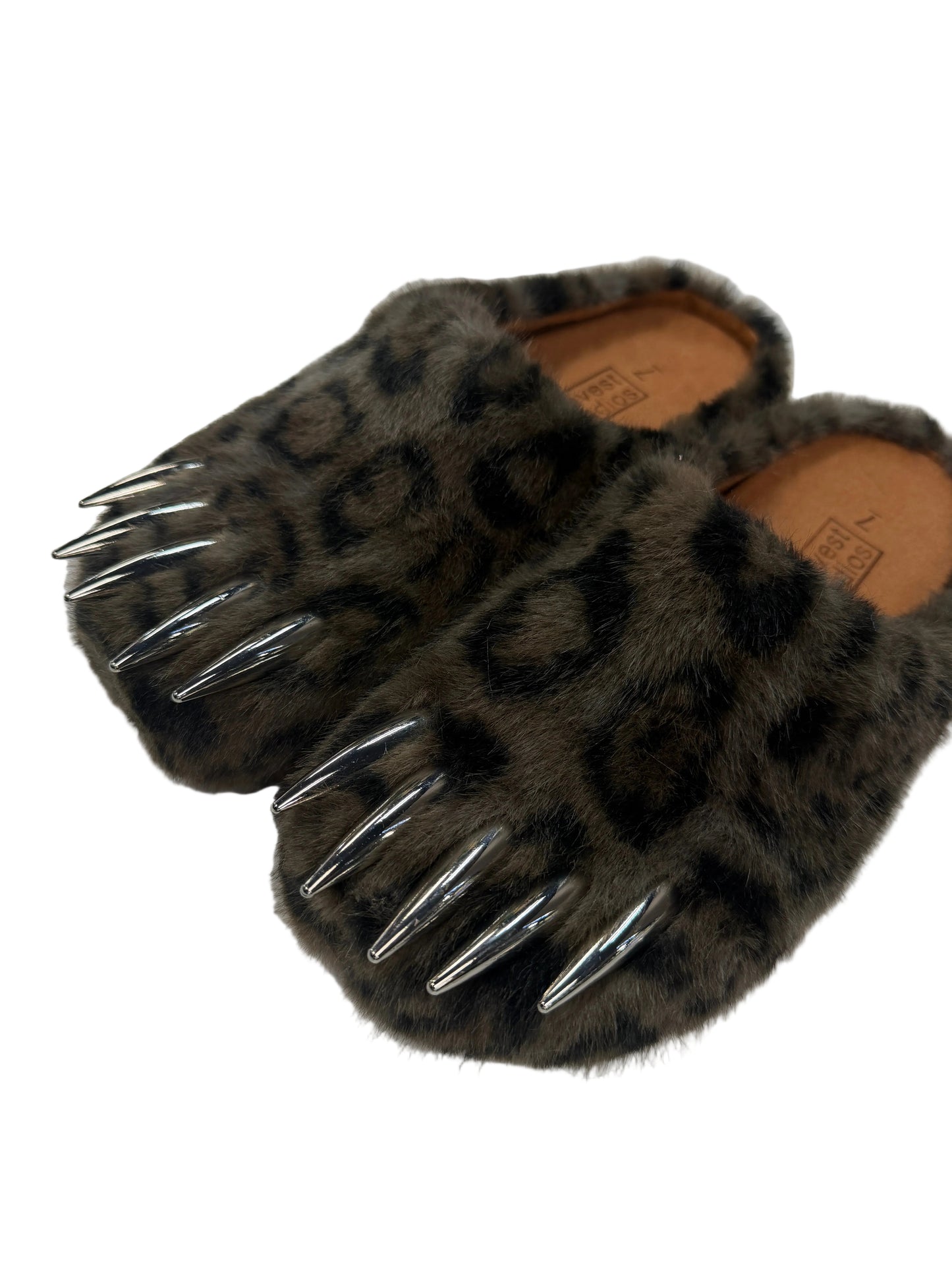 Bravest Studios Dark Leopard Claw Mule
