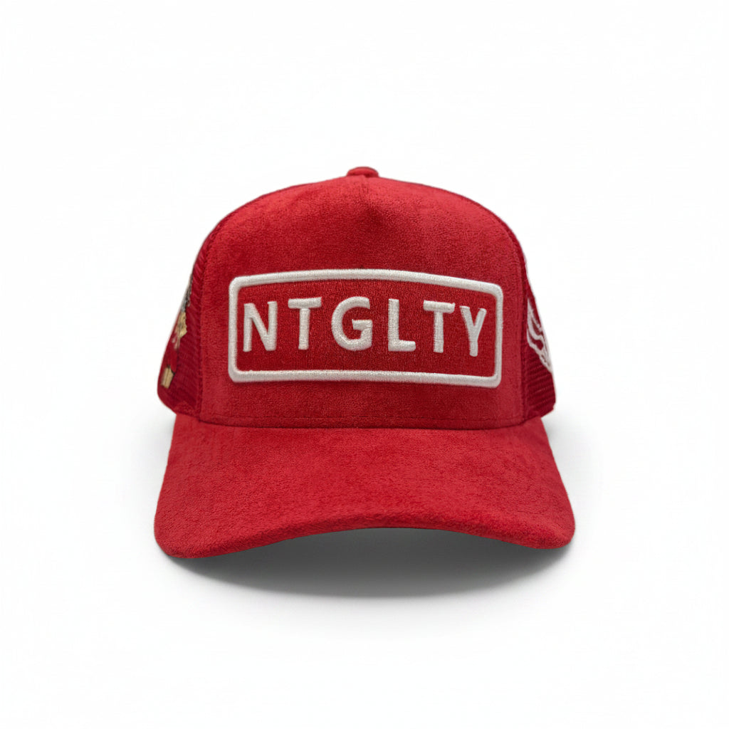 NTGLTYRED TRUCKER