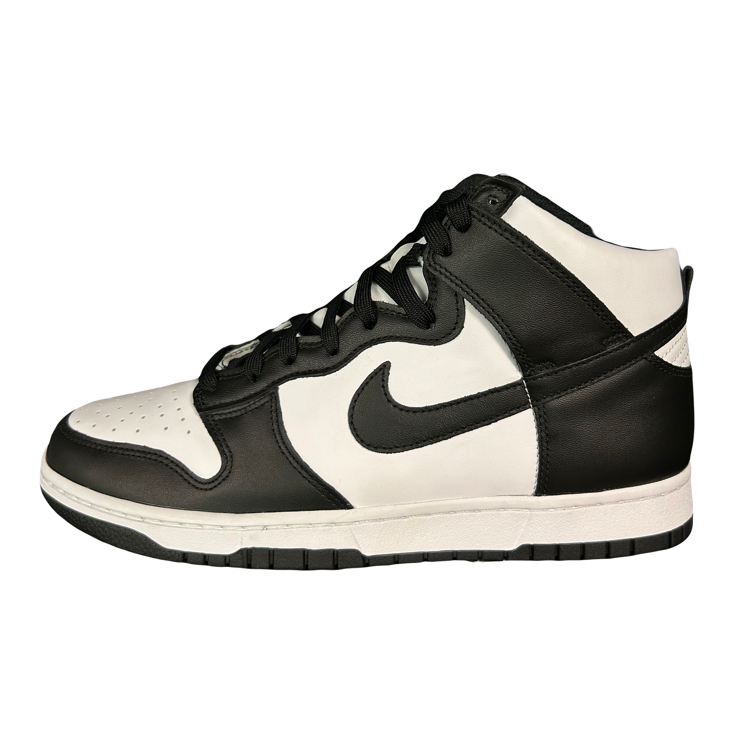 Nike Dunk High “Panda”